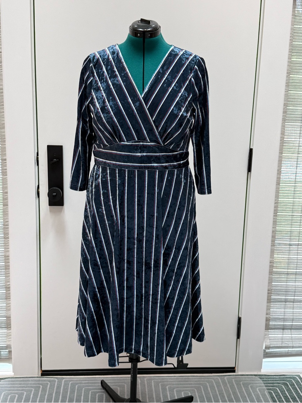 ModCloth Chic Company Velvet Dress